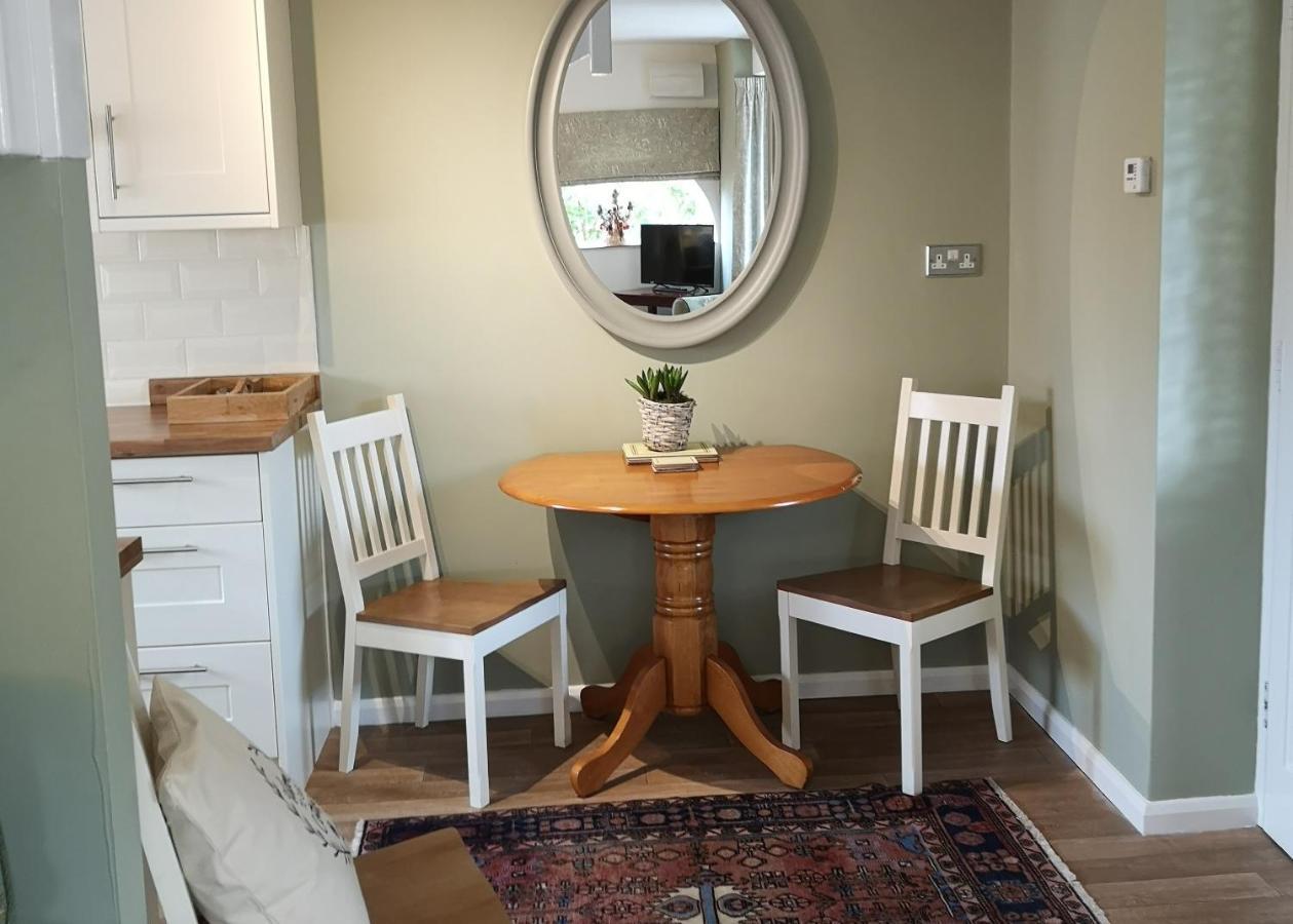 The Saddlery Holiday Cottage - Near Wolds And Coast North Thoresby 外观 照片